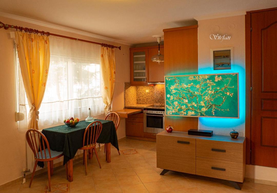 Stefan'S House Apartment Néa Péramos Екстериор снимка